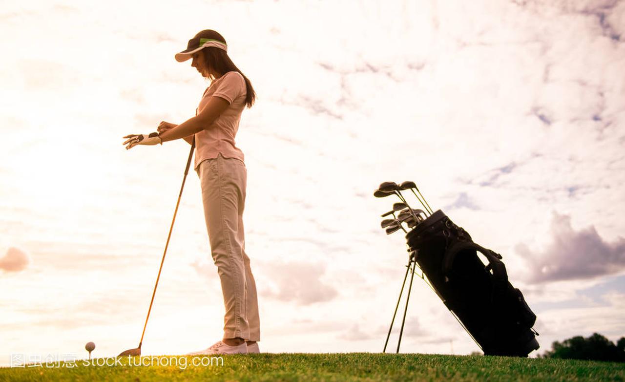 ‌高尔夫球必知的五大品牌包括泰勒梅、Titleist、Callaway卡拉威、TRCUP！