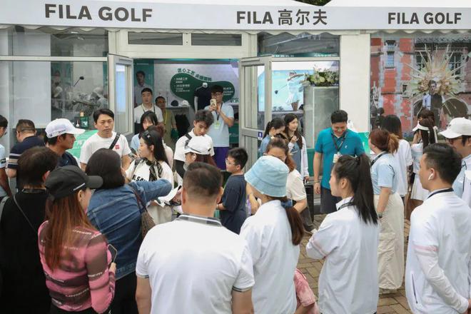 科技战衣+城市乐园+生态矩阵：FILA GOLF携手沃尔沃中国公开赛开启高球无界赛场(图4)
