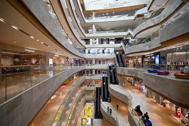 花2000万建网红厕所力压北京SKP全国最赚钱的商场不在北上广(图9)