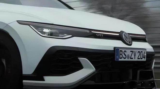 定了！6月20日大众高尔夫GTI 50周年纪念版正式发布！(图2)