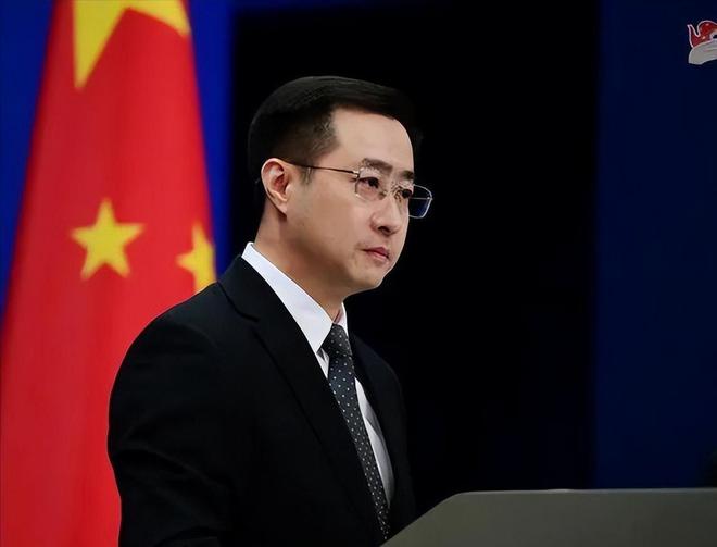 特朗普彻底急了再对中国下死手关税升到104%国家队深夜救场(图7)