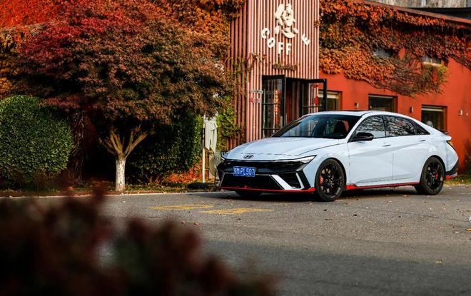 【试】坚守者 现代N ELANTRA N