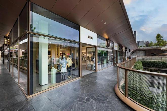 奢场前线｜重磅首店+限时艺术双引爆奢场焕新潮席卷北上广深(图15)
