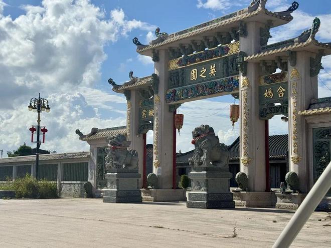 10亿违建豪宅“英之园”深扒背后的“大人物”！(图2)